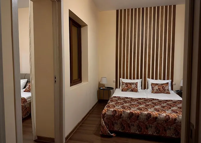 Kera Rooms