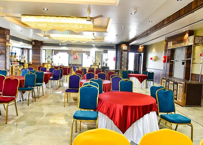 Prince Palace And Banquet