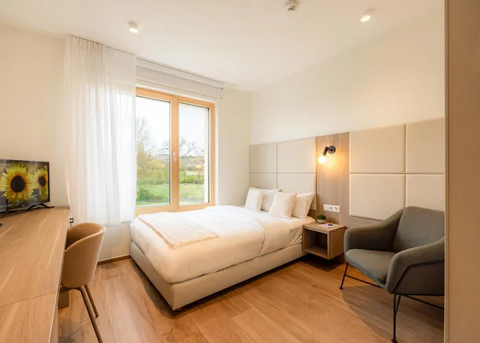 Cessange House By Rentaroo