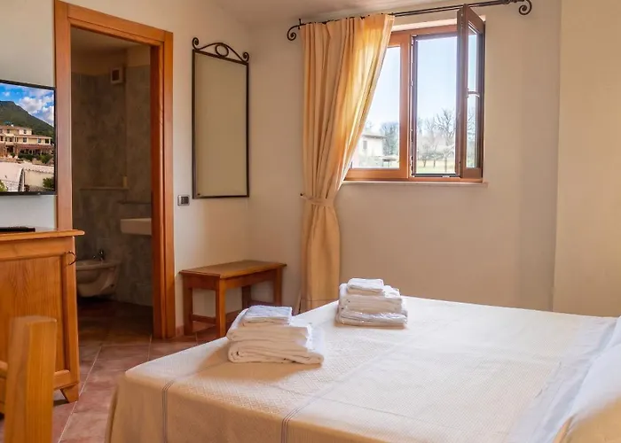 Hotel Villa Gustui Maris
