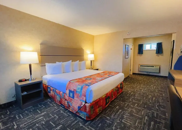 North Vancouver Hotel