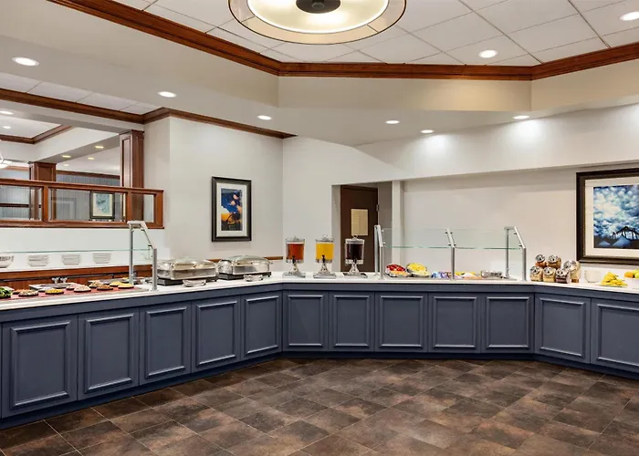 Doubletree By Hilton Pittsburgh-Green Tree