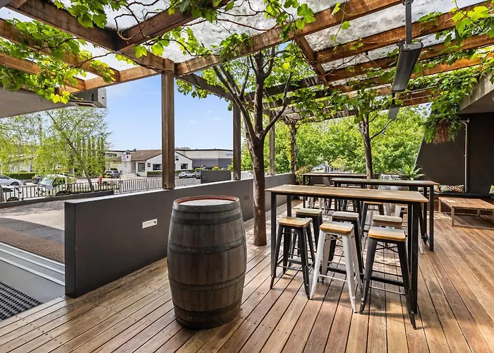 Townhouse Hotel