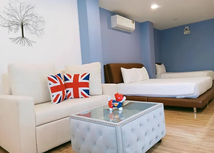 J-Boutique Hotel เจ-บูทีค โฮเทล