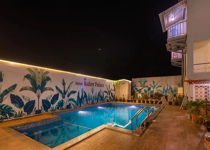 Treebo Kuber Palace With Swimming Pool