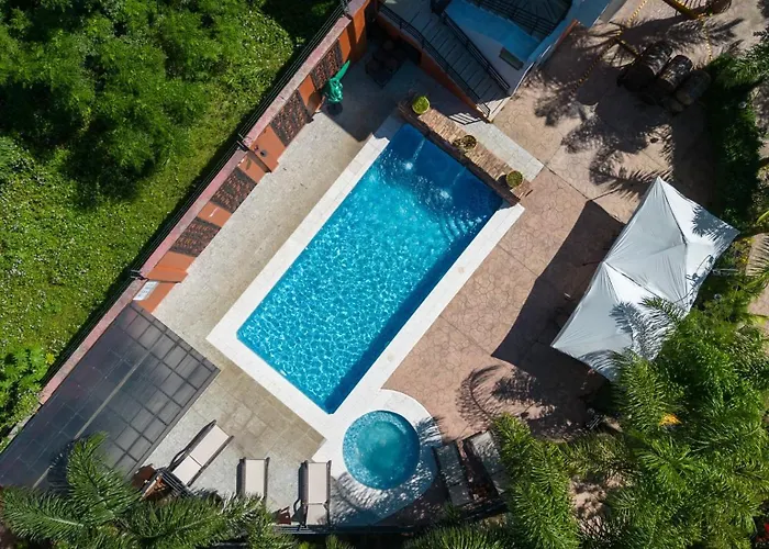 Casa Naiyari