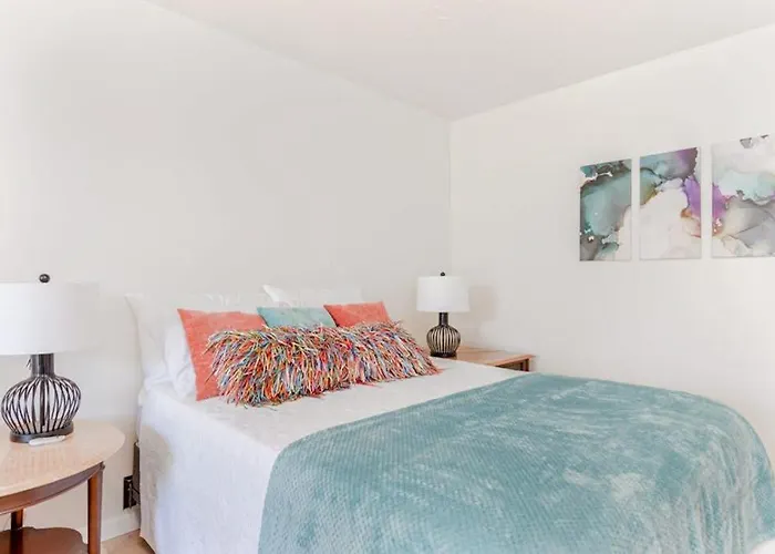 Kona Islander Inn # 219
