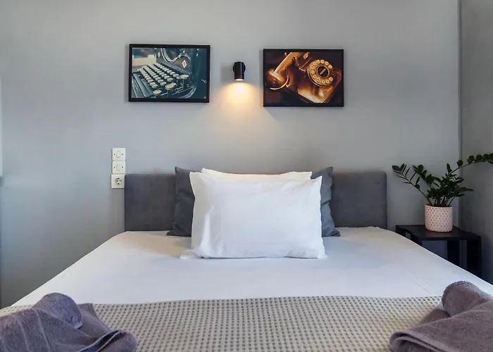 Star Apartments