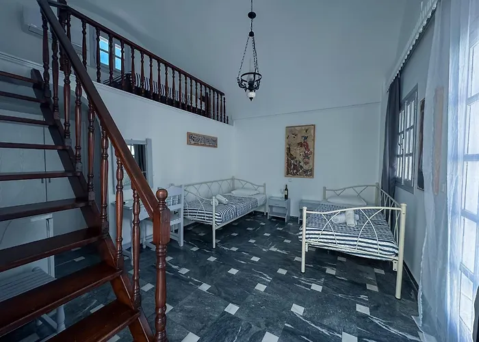 Tritonas Rooms