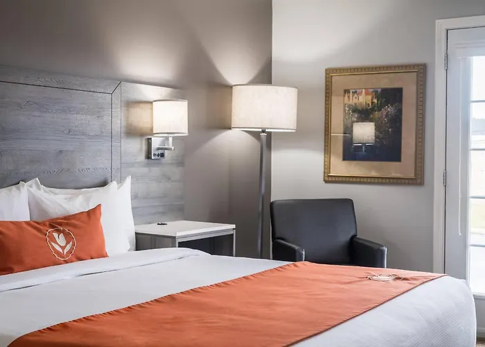 Amsterdam Inn & Suites, An Ascend Collection Hotel