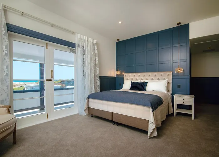 The Pier Hotel