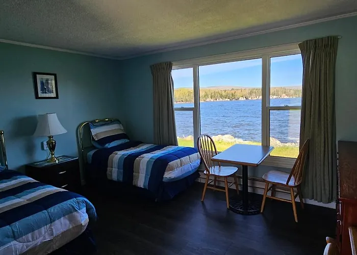 St Ann'S Motel & Cottage