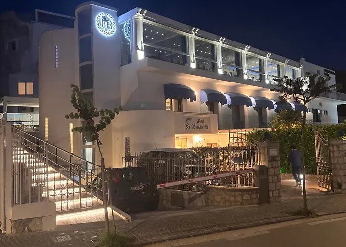 Bougainville Luxury Boutique Hotel