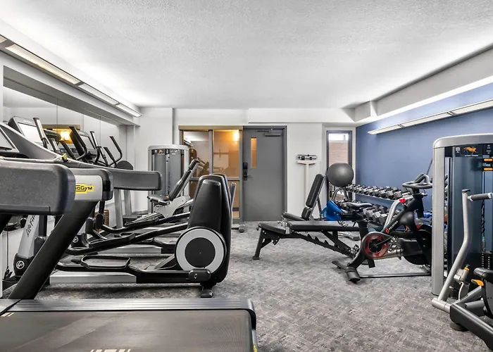 Wyndham Bloomington - Mall Of America