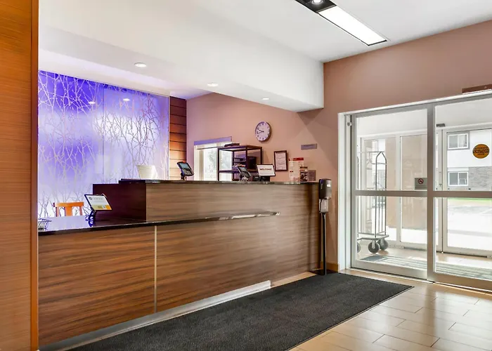 Comfort Inn & Suites Green Bay Stadium Area