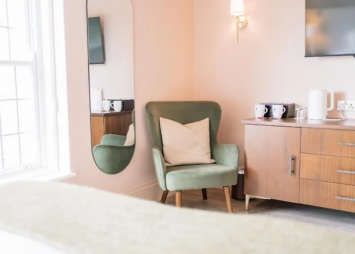 Hatton Court Hotel
