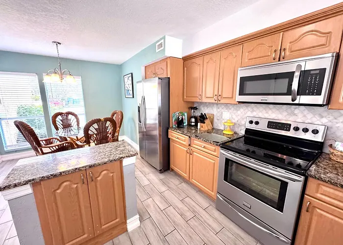 2Br/1Ba Vacation Rental - Sienna Park