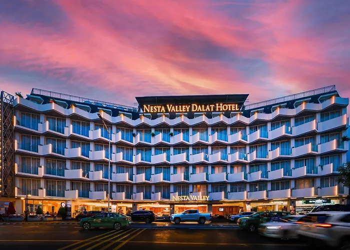 Golf Valley Hotel