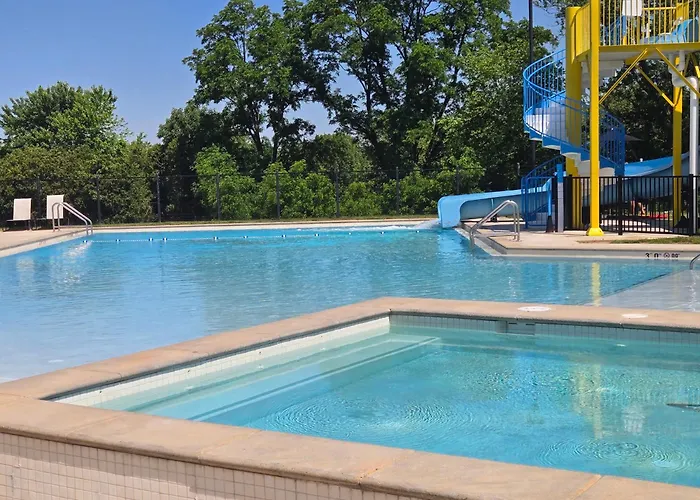 Dutch Wonderland Inn