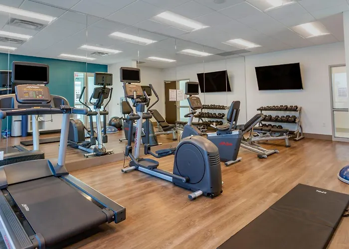 Holiday Inn Express & Suites - Phoenix Dwtn - State Capitol By Ihg