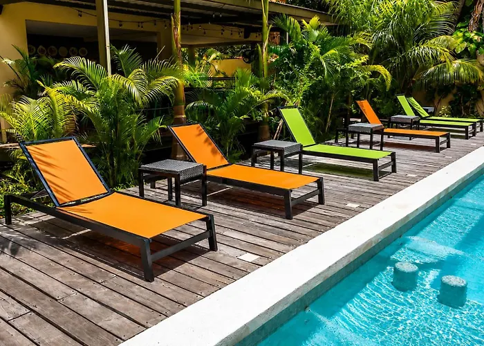 LOL-HA Hotel Boutique Aeropuerto Cancún