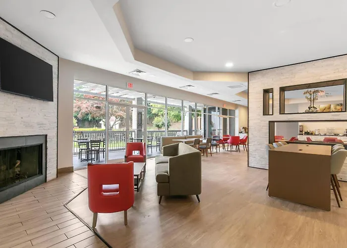 Comfort Inn & Suites