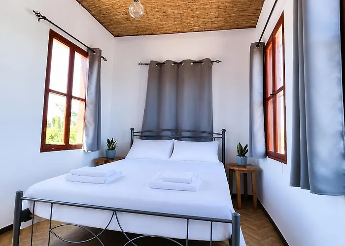 Rhodes Youth Hostel