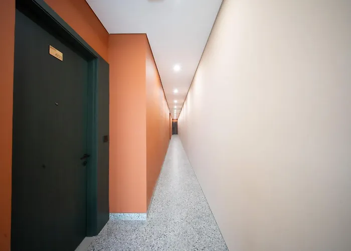 Padang Padang Inn
