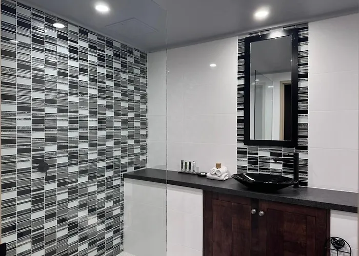 Mt Buller Chalet Hotel & Suites