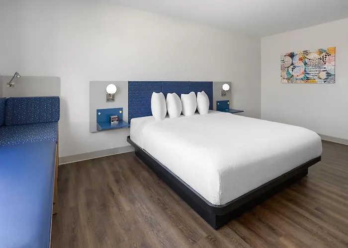 Microtel Inn & Suites By Wyndham Rehoboth Beach