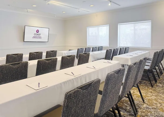Coast Canmore Hotel & Conference Centre