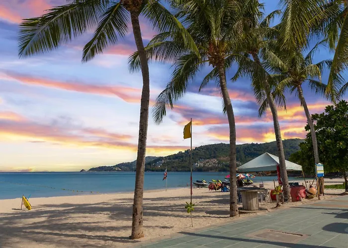 Holiday Inn Express Phuket Patong Beach Central By Ihg