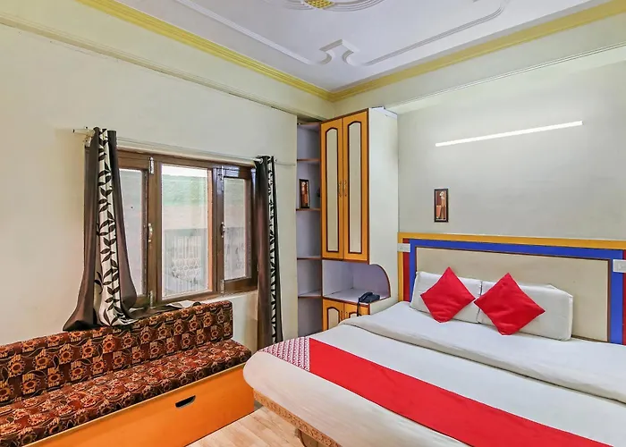 Hotel O Royal Inn
