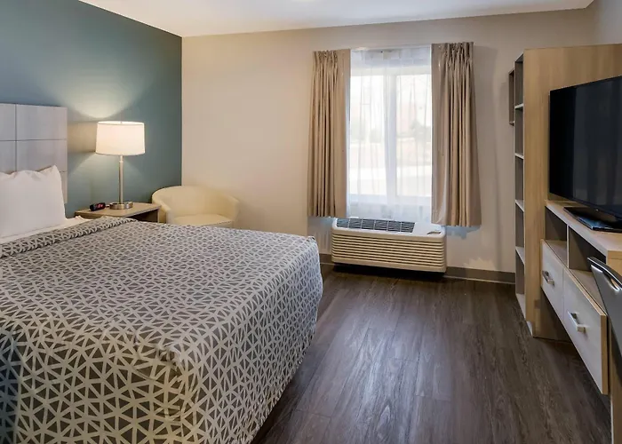 Woodspring Suites Knoxville West