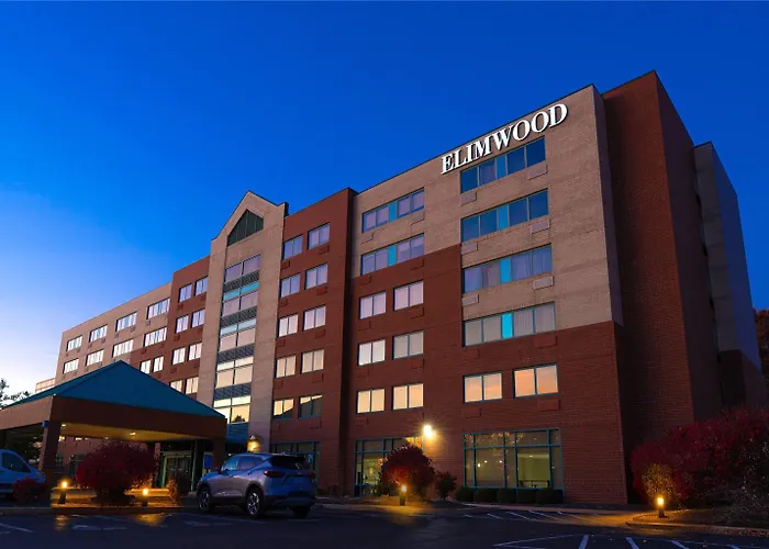 Elimwood Hotel A Ramada