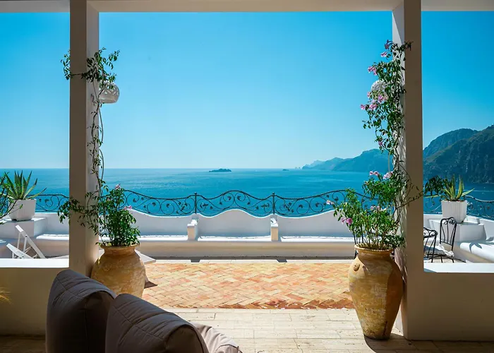 Villa Santa Chiara Positano Suites