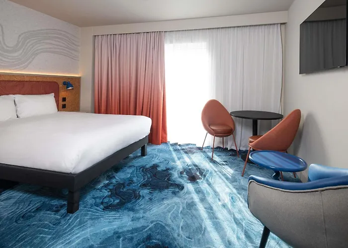Ibis Styles Burton On Trent- Hotel & Suites
