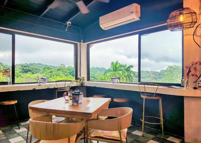 Alma Vida Hotel