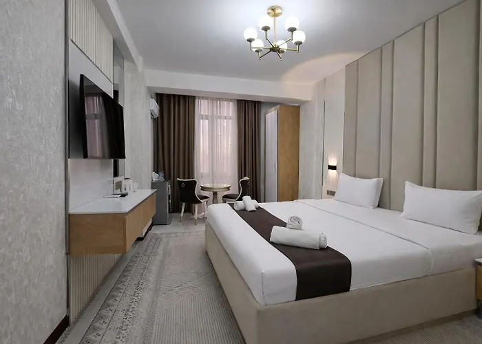 Aram Baland Hotel