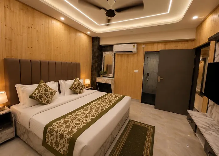 Sitara Premium Dhakad Gold, Near Lakshman Jhula, Tapovan