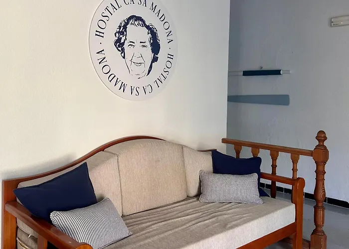 Ca sa Madona Hostal