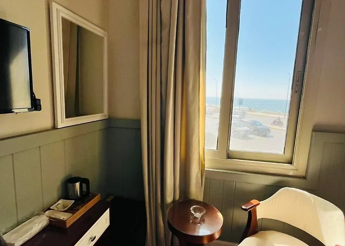 Ritz Hotel