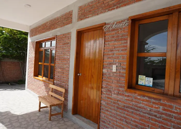 Hotel Del Pueblo