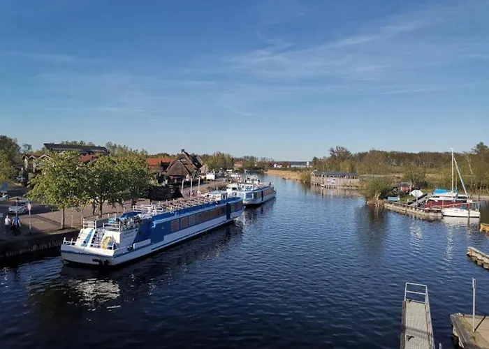 Seeglück Plau am See - Modernes Studio mit Balkon nahe See -Altstadt
