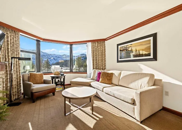 Remodeled Second Floor Valley View Suite No Resort Fee