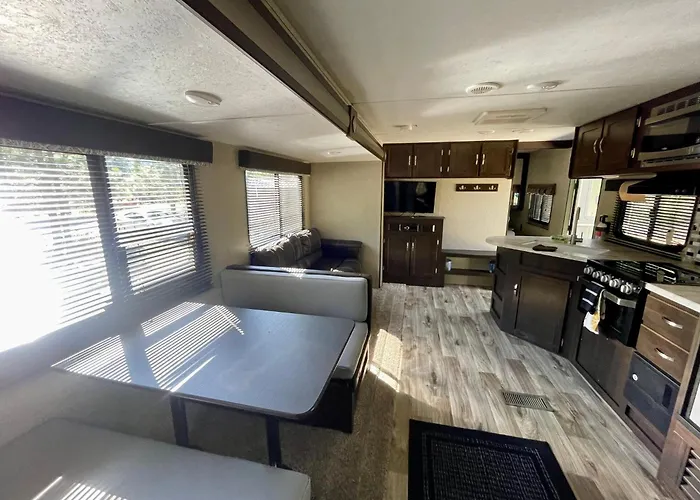 Jubilee Railroad Wilderness Lodge
