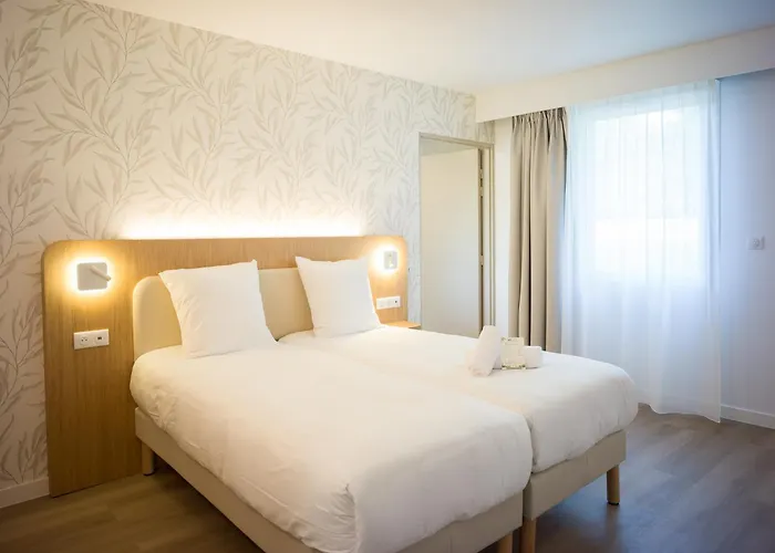 Brit Hotel Confort Roissy Saint-Witz