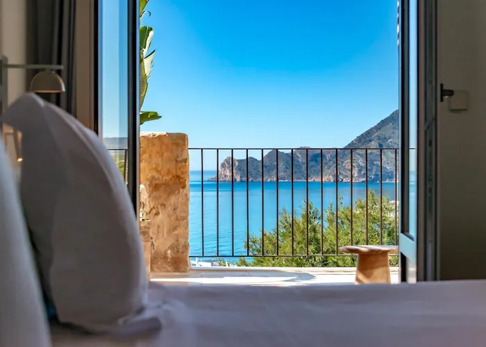 Santa Barbara By Santas Hotels