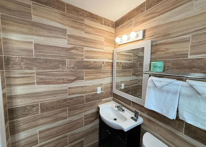 Haiban Hotel Jersey City -Journal Square