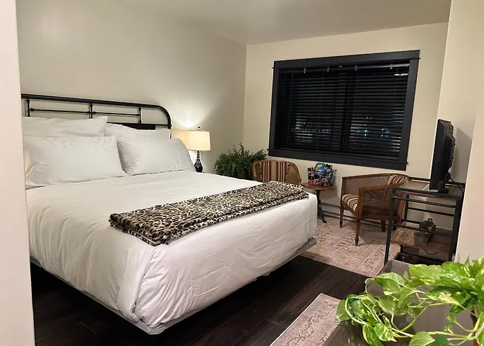 The Boardwalk Hotel
